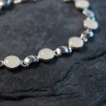 Armkette Cabochons mit Muttermilch
